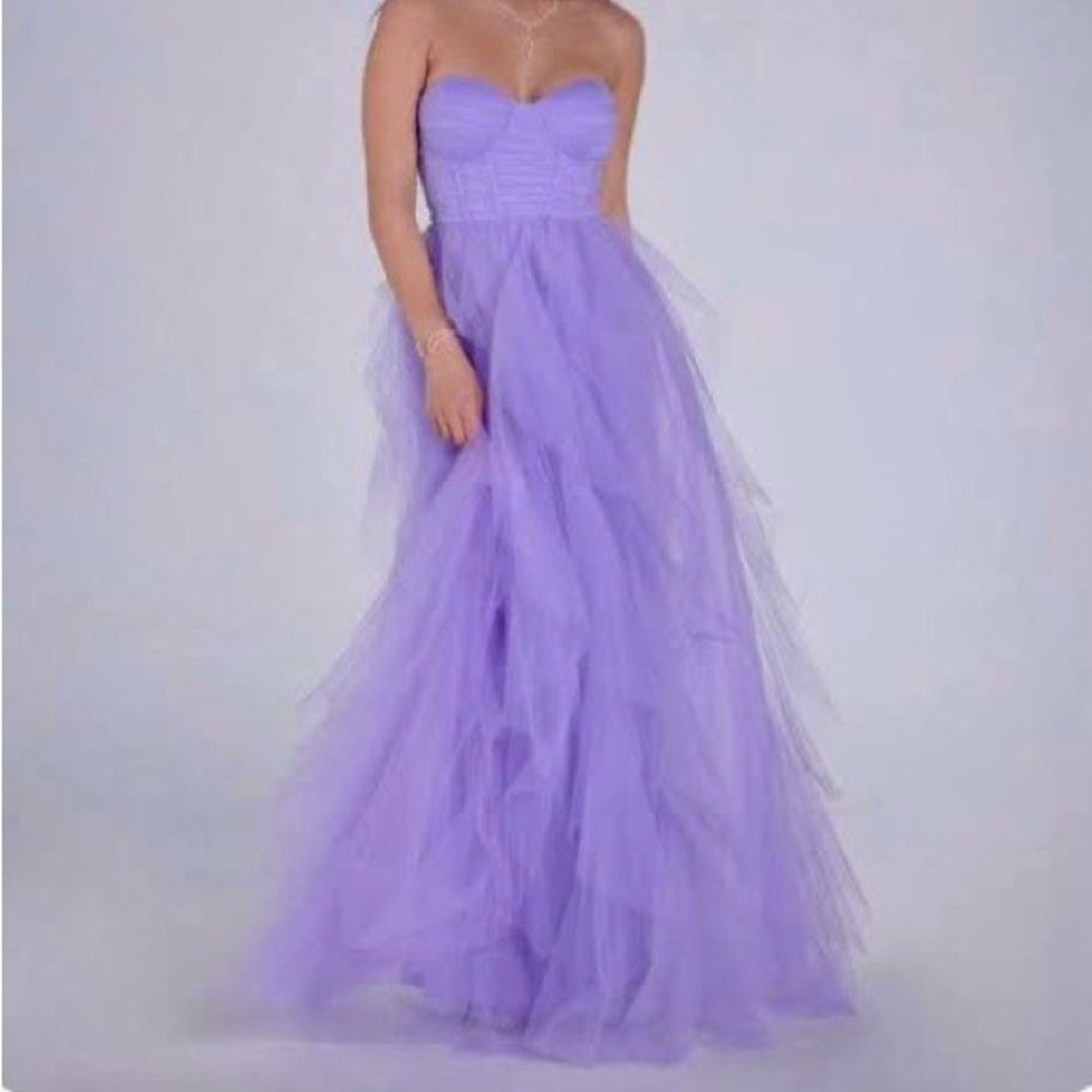 NWT, Windsor Lindsey Bustier A-Line Ruffle Tulle Enchantment Ball Gown.